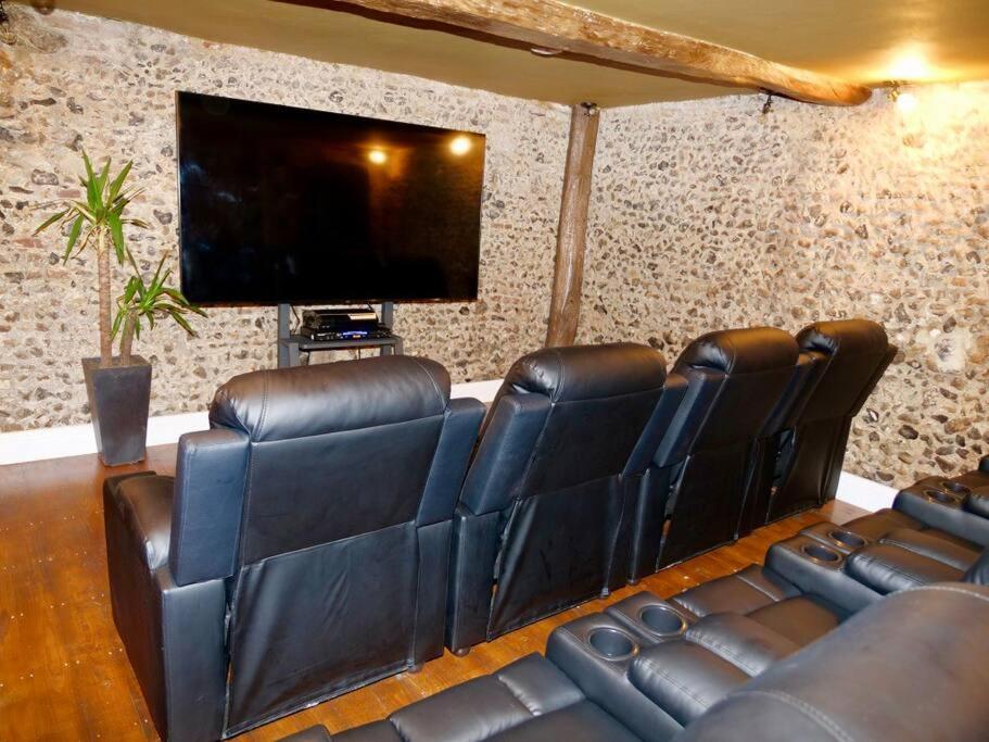 Huge Luxury 8 Bed Manor House Hot Tub Pool Table Villa Saffron Walden Luaran gambar